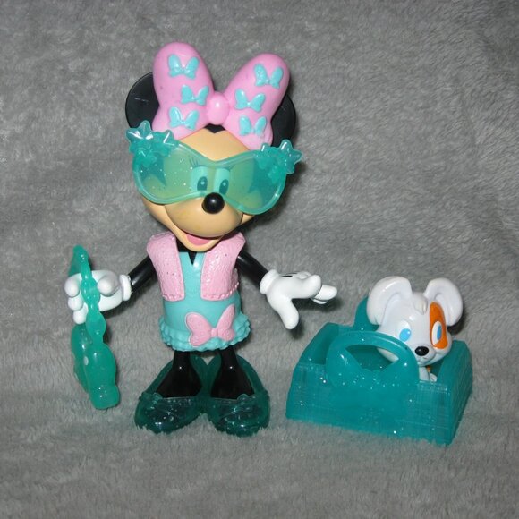 Disney Dress Up Minnie Mouse Snap N Style Huge Lot 2408A0 - Picture 5 of 11